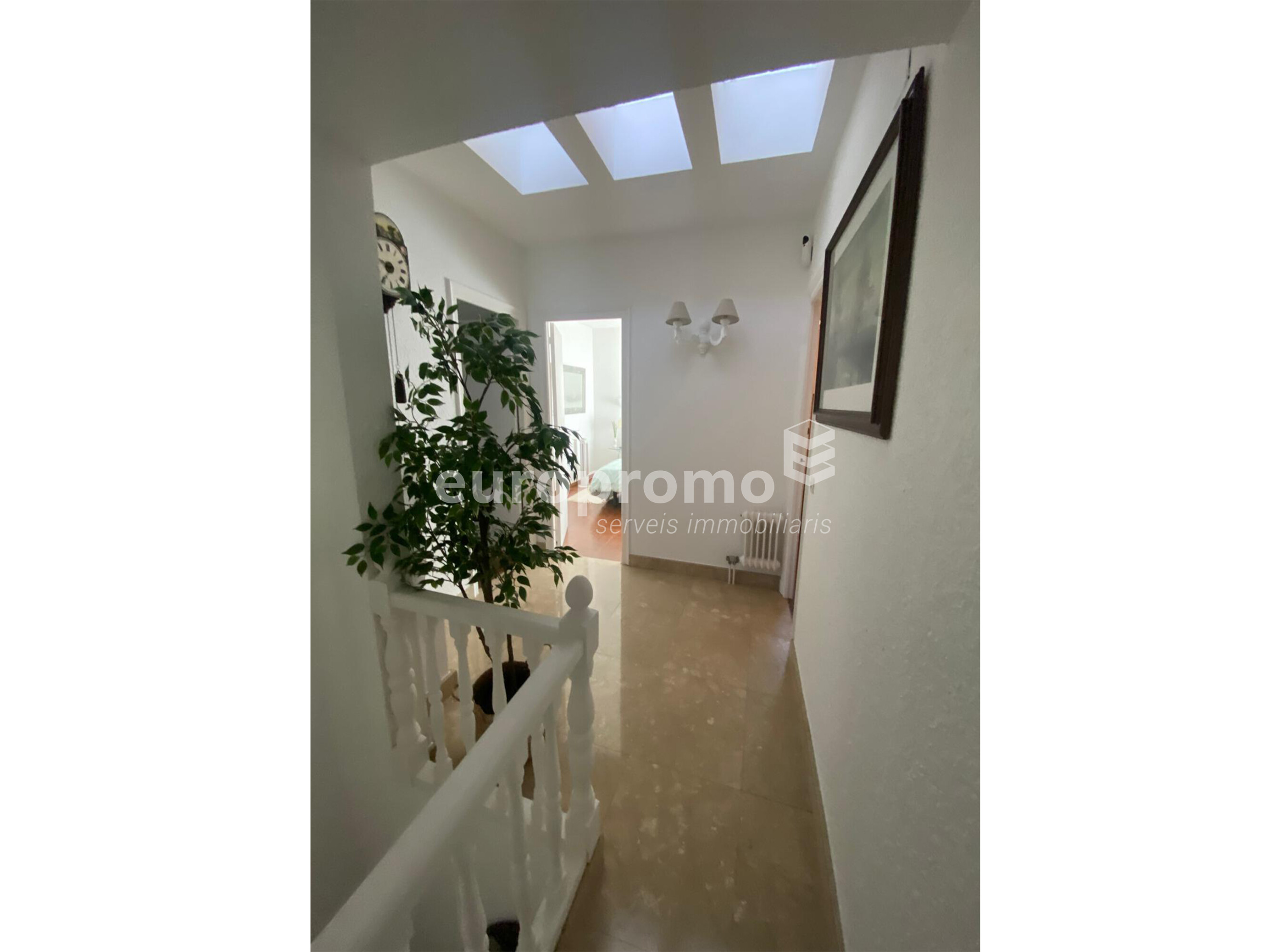 Espectacular casa de lujo situada en Canet d'Adri!!